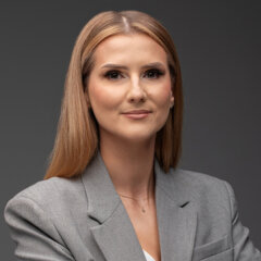  Monika M. Brzostowska
